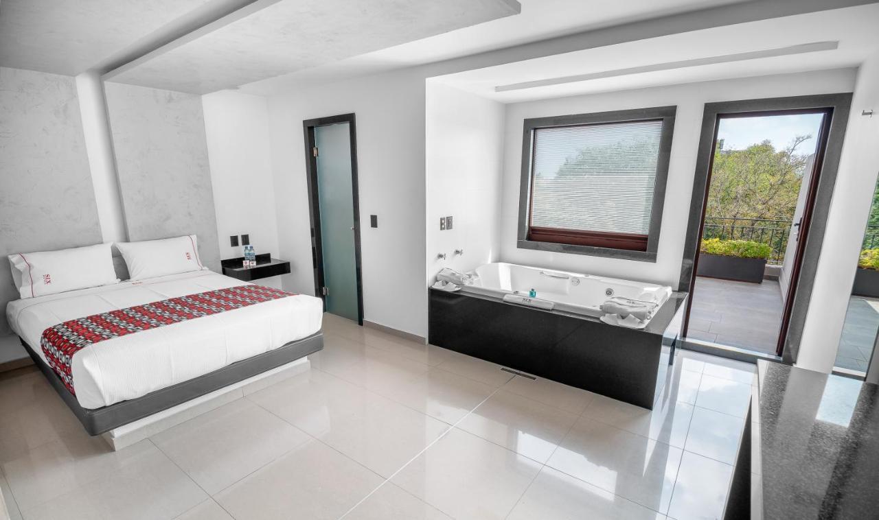 Six Hotel Guadalajara Expiatorio Екстериор снимка