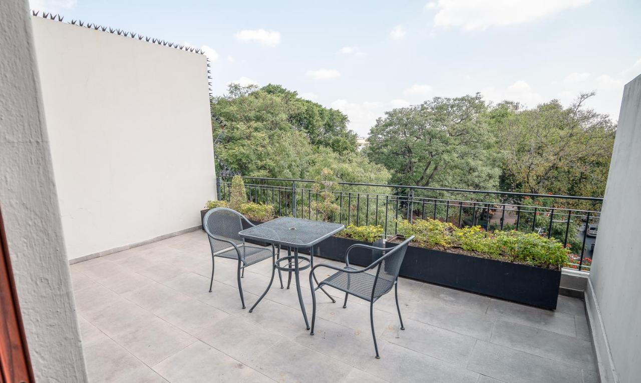Six Hotel Guadalajara Expiatorio Екстериор снимка
