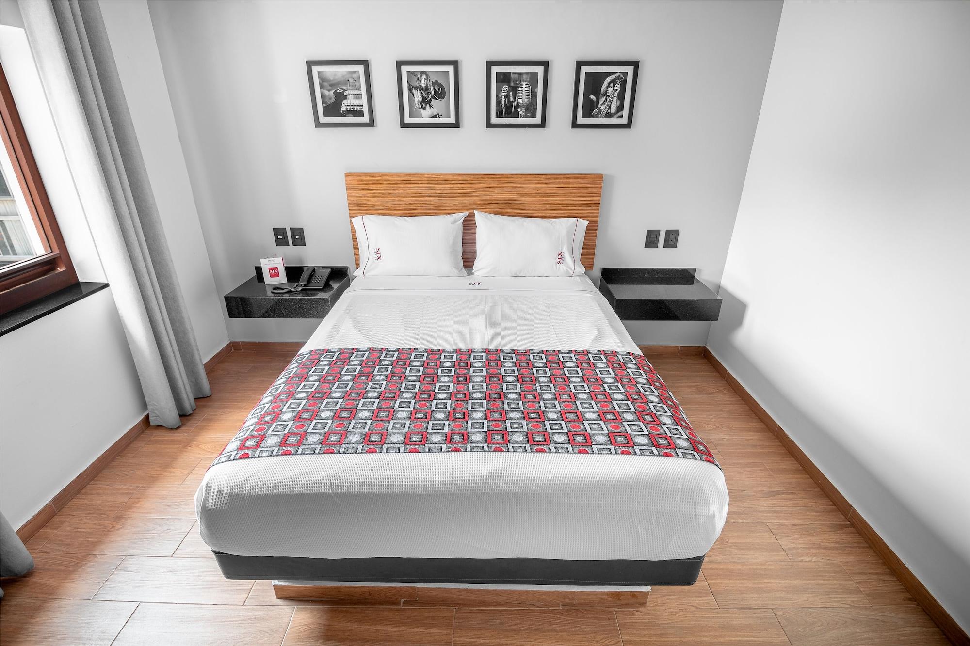 Six Hotel Guadalajara Expiatorio Екстериор снимка