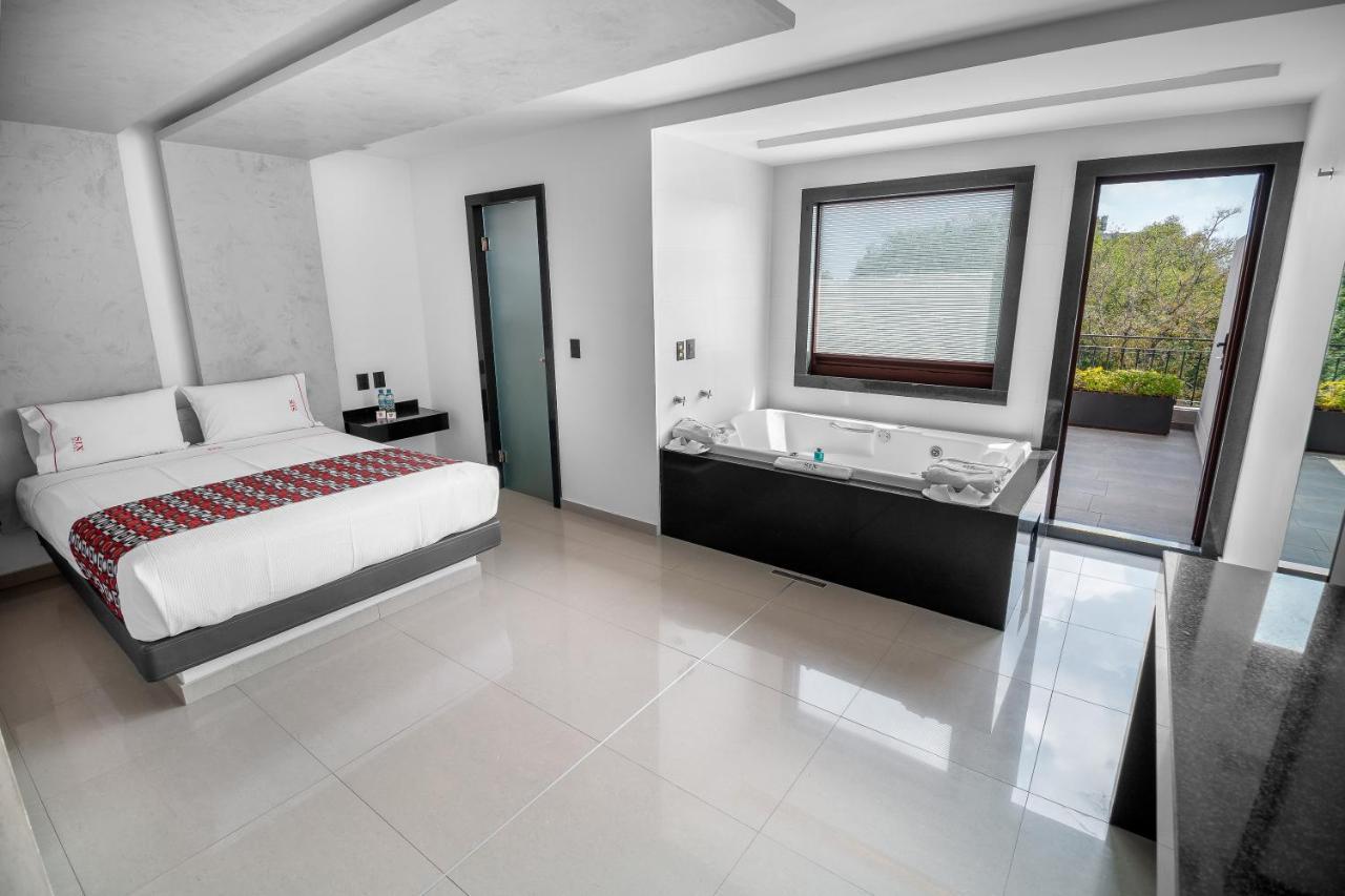 Six Hotel Guadalajara Expiatorio Екстериор снимка
