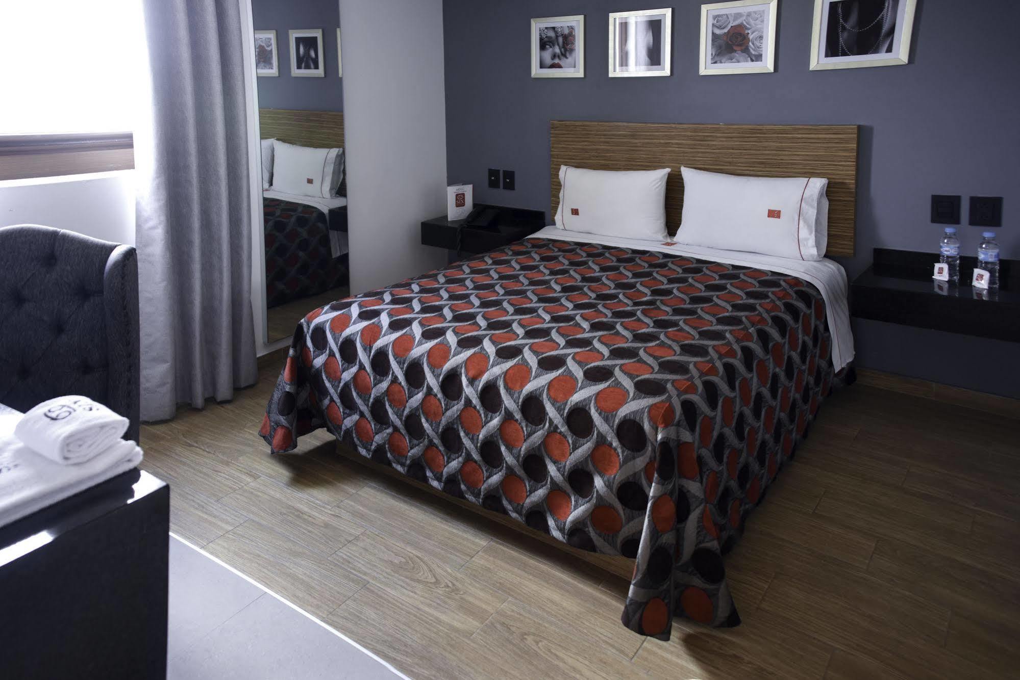 Six Hotel Guadalajara Expiatorio Екстериор снимка